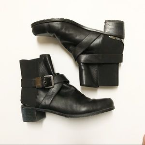 Stuart Weitzman Leather Booties w/Straps. Size 8.5
